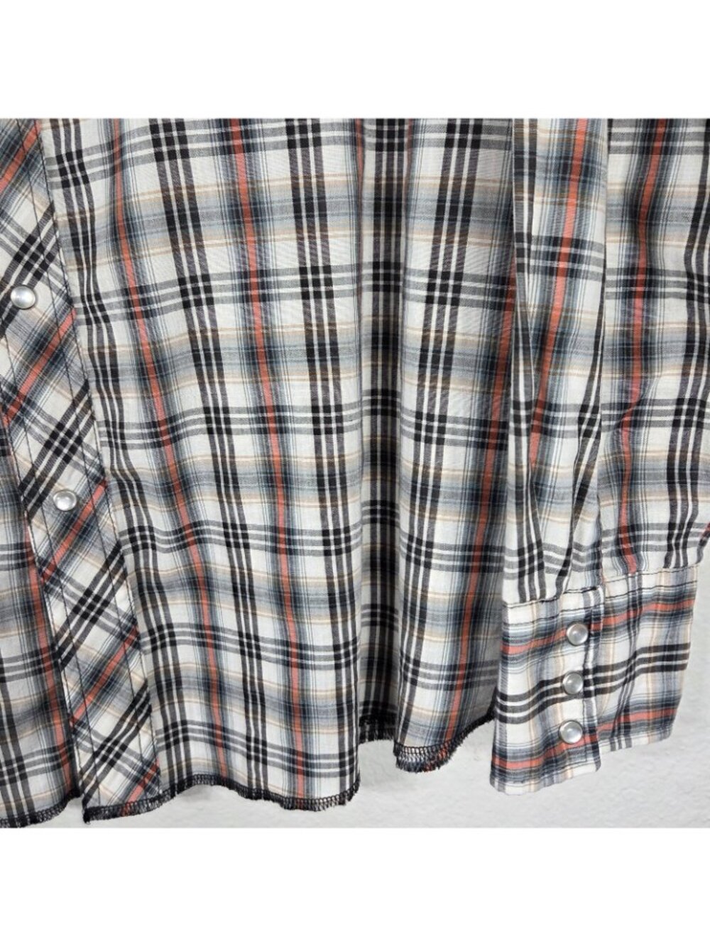 Vtg Rustler Pearl Snap Western Plaid Shirt X-Long Tails L Red Black Long Sleeve - Picture 7 of 15